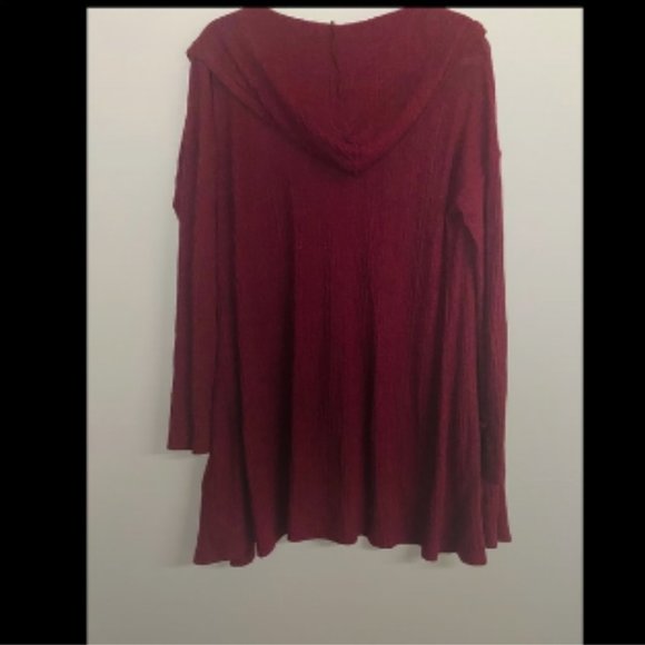 American Eagle Outfitters Sweater - Picture 2 of 3